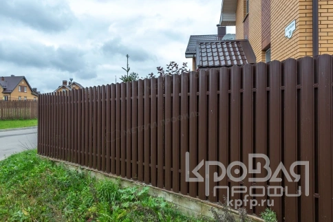 Штакетник металлический МП ELLIPSE-O 19х126 (ПЭ-01-8017-0.4) фото 3