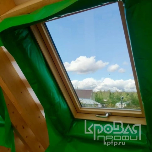 Монтаж мансардного окна до 78х118 см. в готовую кровлю фото 4