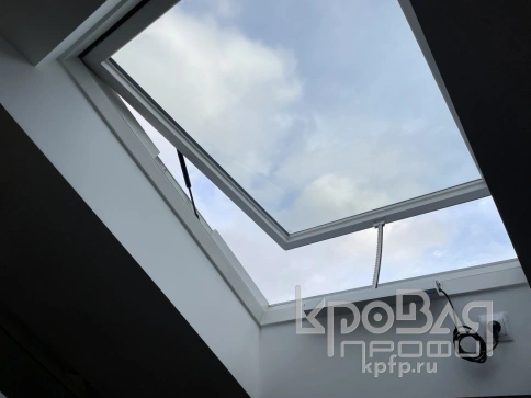 Электропривод цепной для мансардных окон с датчиком дождя и ПДУ фото 7